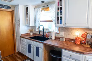 5220 E Ridgewood Rd, Springfield, OH 45503 - Photo 7