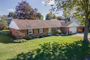 1075 Crestview Dr, Troy, OH 45373 - Photo 3