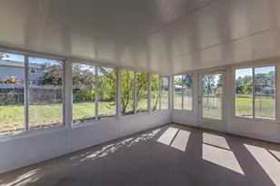 1075 Crestview Dr, Troy, OH 45373 - Photo 35