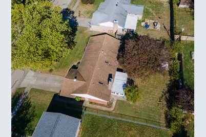 1075 Crestview Drive, Troy, OH 45373 - Photo 13