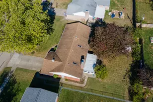 1075 Crestview Dr, Troy, OH 45373 - Photo 13