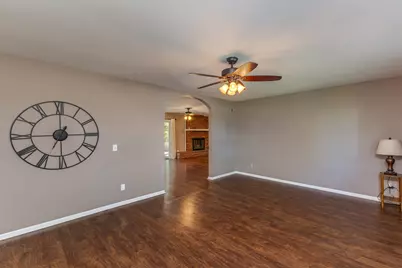 1075 Crestview Drive, Troy, OH 45373 - Photo 15