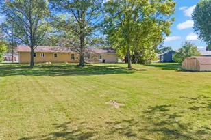 5834 Lake Ave, Greenville, OH 45331 - Photo 15