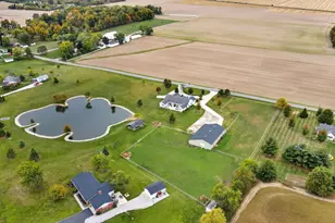 17092 Hauss Rd, Wapakoneta, OH 45895 - Photo 5