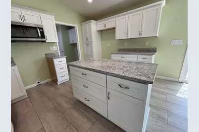 215 Village Parkway, Jackson Center, OH 45334 - Photo 11