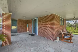 169 E Main St, Donnelsville, OH 45319 - Photo 7