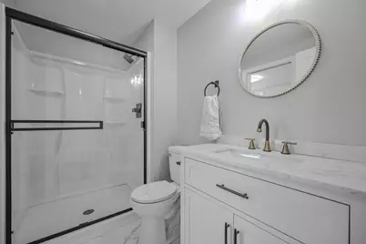 208 W Williams Avenue, Bellefontaine, OH 43311 - Photo 17