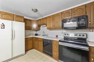 6605 Highbury Rd, Huber Heights, OH 45424 - Photo 9