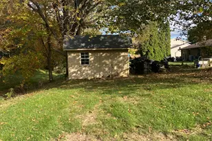 1811 Greenbriar Dr, Troy, OH 45373 - Photo 27