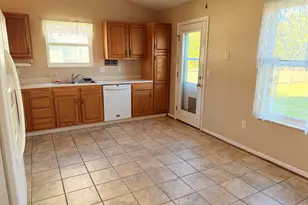 2365 W Murphy Ln, Troy, OH 45373 - Photo 13