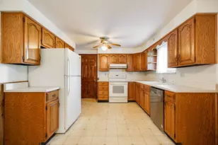 3930 Liebherr Dr, Beavercreek, OH 45430 - Photo 13