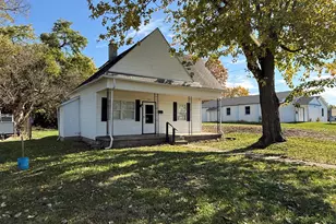 1724 Clay St, Springfield, OH 45505 - Photo 3