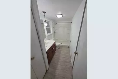 811 Columbia Street, Saint Marys, OH 45885 - Photo 3