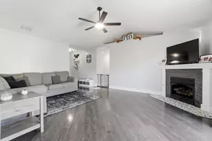 107 Marilyn Way, Brookville, OH 45309 - Photo 7