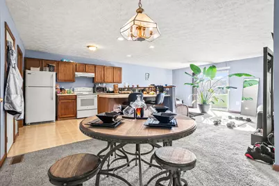 2722-2724 Fairview Court, Troy, OH 45373 - Photo 9