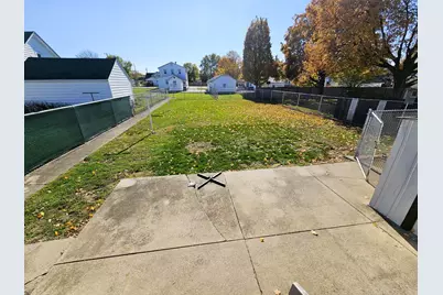 15 W Walnut Street, Phillipsburg, OH 45354 - Photo 5