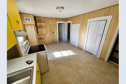 15 W Walnut Street, Phillipsburg, OH 45354 - Photo 11