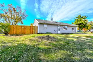 128 Marchmont Dr, Fairborn, OH 45324 - Photo 3