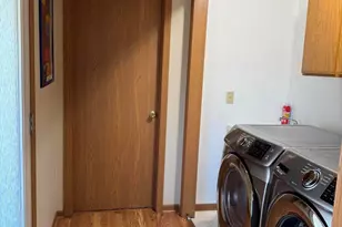 1708 New Castle Ln, Springfield, OH 45503 - Photo 27