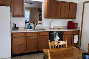 1708 New Castle Ln, Springfield, OH 45503 - Photo 13