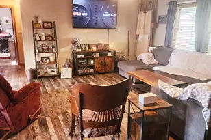 572 S Main St, De Graff, OH 43318 - Photo 3