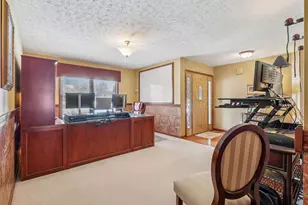 915 Winston Ln, Tipp City, OH 45371 - Photo 15