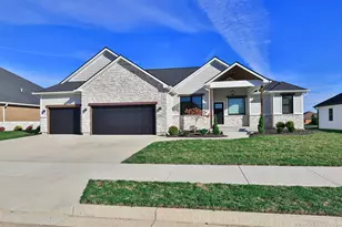 950 Rosenthal Dr, Tipp City, OH 45371 - Photo 1