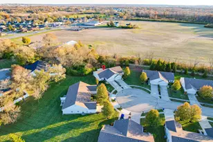 4214 Pheasant Ct, Huber Heights, OH 45424 - Photo 3