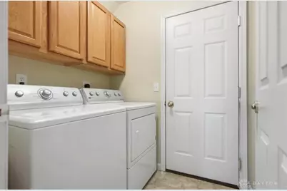 4214 Pheasant Court, Huber Heights, OH 45424 - Photo 9