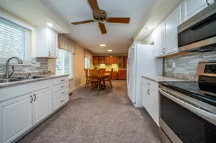 3136 Suburban Dr, Beavercreek, OH 45432 - Photo 3