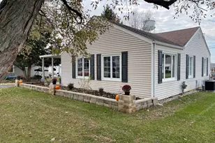 115 N Wenrick St, Covington, OH 45318 - Photo 3