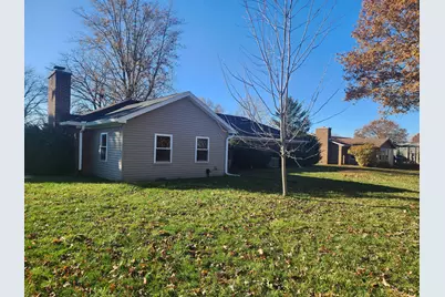 924 Poppy Drive, Wapakoneta, OH 45895 - Photo 3