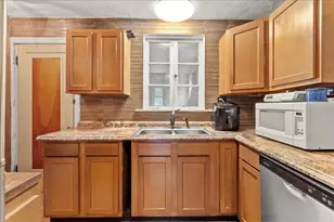 552 E Chillicothe Ave, Bellefontaine, OH 43311 - Photo 17