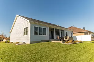 1018 Hunter's Ridge Dr, Tipp City, OH 45371 - Photo 53