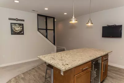 1018 Hunters Ridge Drive, Tipp City, OH 45371 - Photo 37