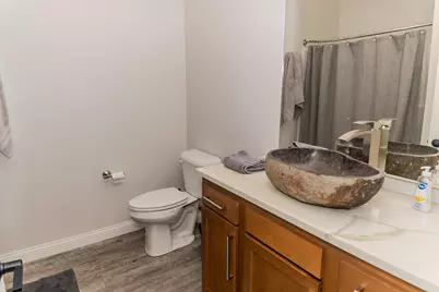 1018 Hunters Ridge Drive, Tipp City, OH 45371 - Photo 35