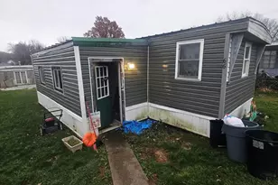 723 W Lima St, Kenton, OH 43326 - Photo 1