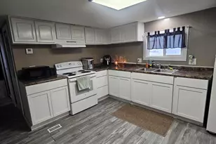 723 W Lima St, Kenton, OH 43326 - Photo 5