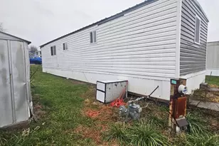 723 W Lima St, Kenton, OH 43326 - Photo 29