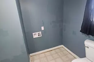 723 W Lima St, Kenton, OH 43326 - Photo 15