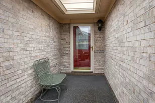 2014 Waterfall Ln, Vandalia, OH 45377 - Photo 9