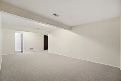 630 Hidden Valley Court, Fairborn, OH 45324 - Photo 33