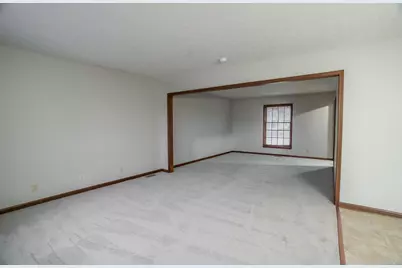 830 Pinehurst Drive, Tipp City, OH 45371 - Photo 7