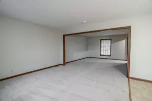 830 Pinehurst Dr, Tipp City, OH 45371 - Photo 7