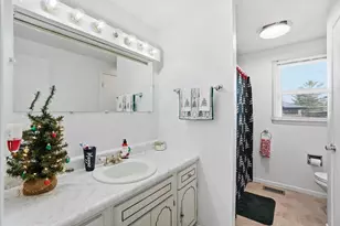 1731 Elaina Dr, Springfield, OH 45503 - Photo 13