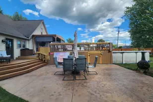 210 W Pearl St, Rockford, OH 45882 - Photo 11