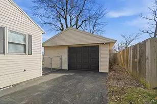 3380 Harwood St, Dayton, OH 45429 - Photo 35