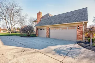 2591 Merrimont Dr, Troy, OH 45373 - Photo 7