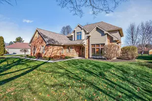 2591 Merrimont Dr, Troy, OH 45373 - Photo 5