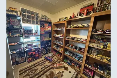 1015 E Columbia Street, Saint Marys, OH 45885 - Photo 7